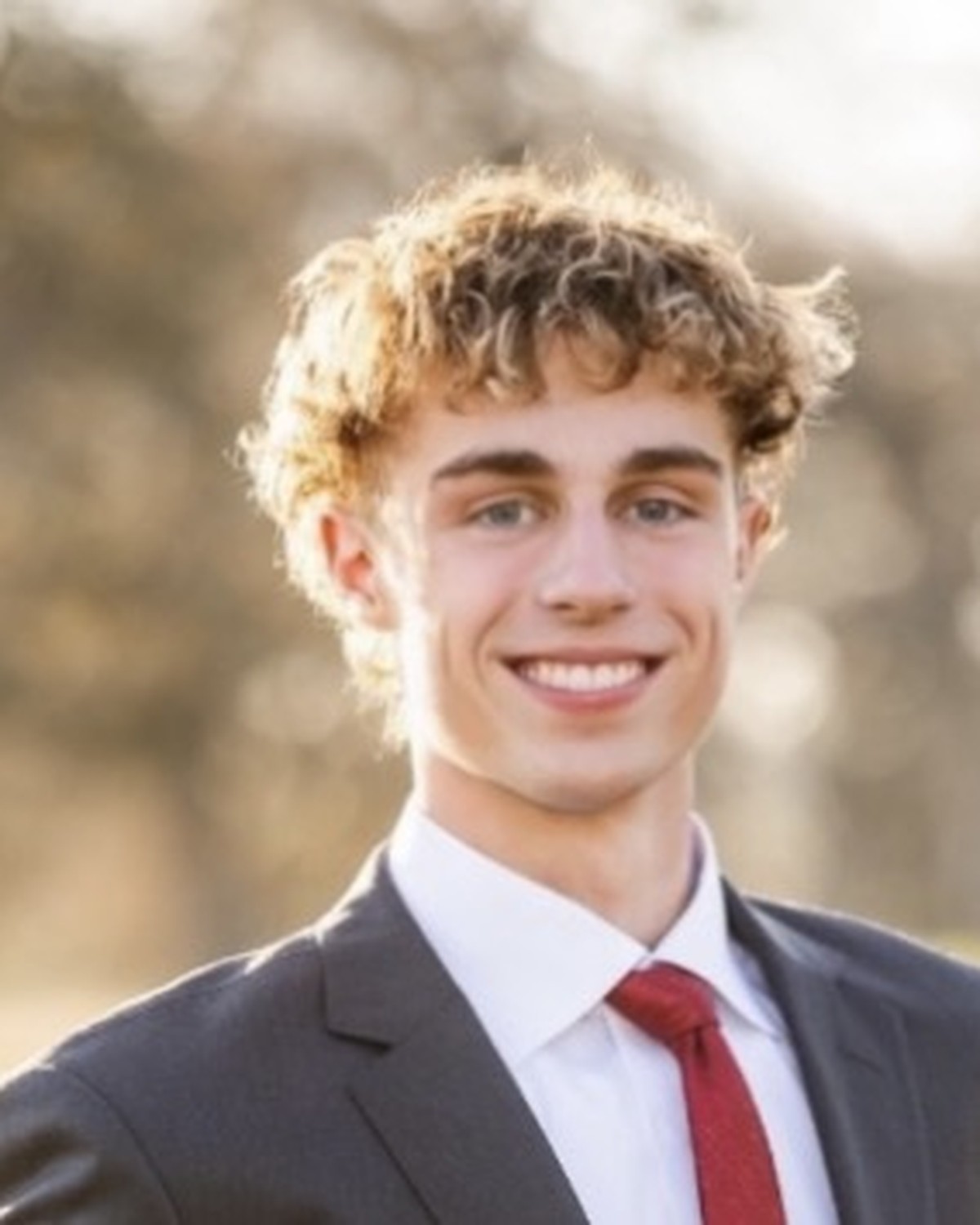 Andrew Burr headshot